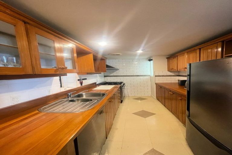 Photo of property in 72a Thompson Street, Mount Cook, Wellington, 6011