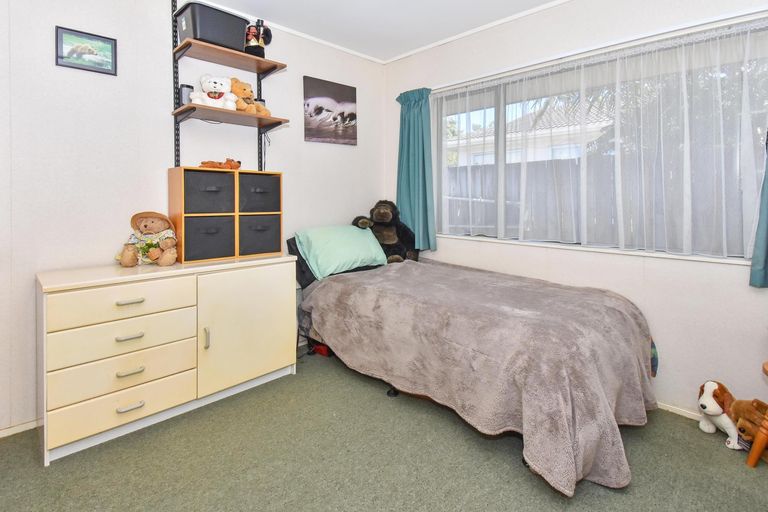 Photo of property in 100a Browns Road, Manurewa, Auckland, 2102