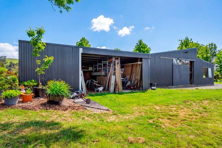 Photo of property in 16 Guy Road, Kaipara Flats, Warkworth, 0981