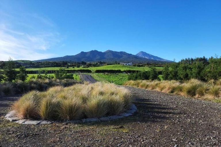 Photo of property in 582 Upper Pitone Road, Pitone, New Plymouth, 4374