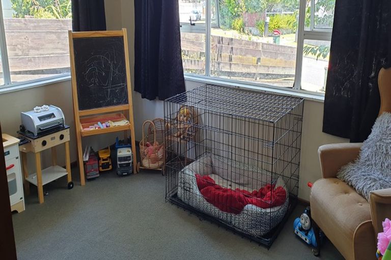 Photo of property in 16 Villa Place, Bell Block, New Plymouth, 4312