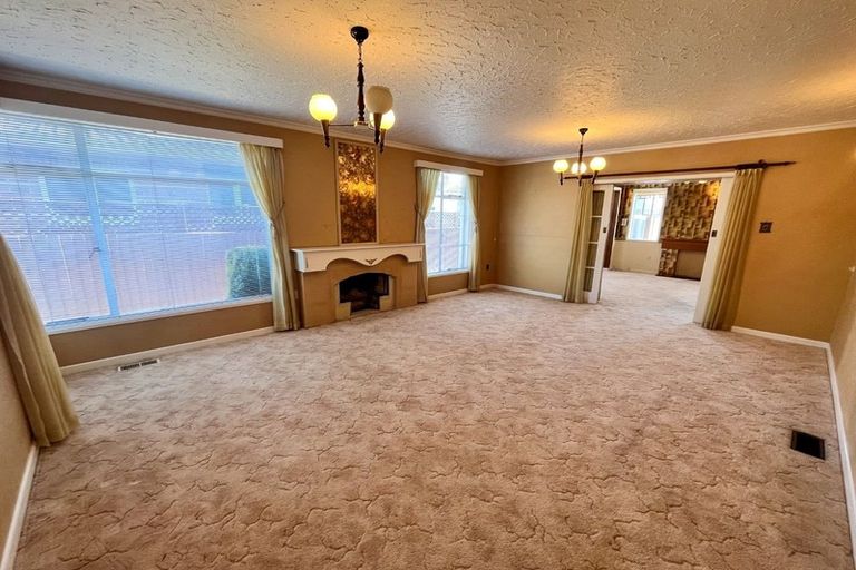 Photo of property in 13 Clouston Street, Saint Martins, Christchurch, 8022