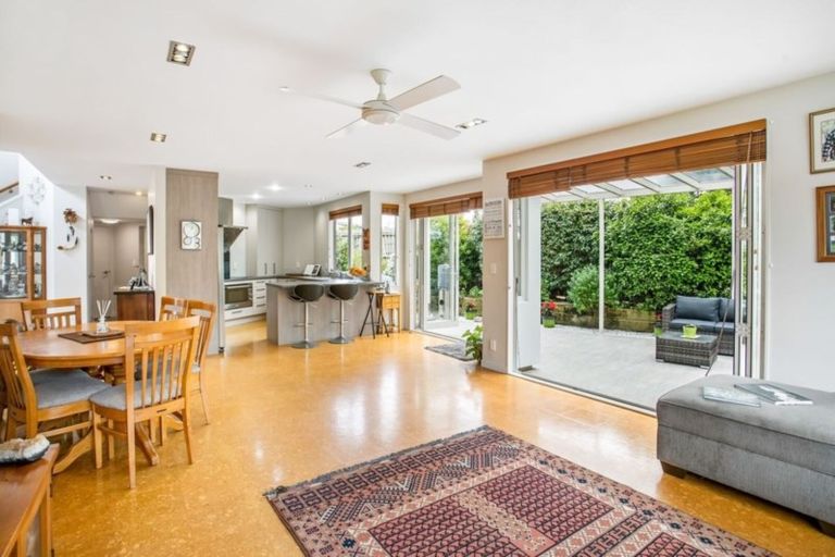Photo of property in 9b Faber Avenue, Mount Wellington, Auckland, 1060