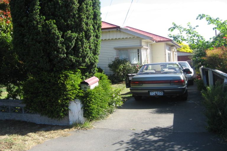 Photo of property in 13 Waltham Road, Sydenham, Christchurch, 8023