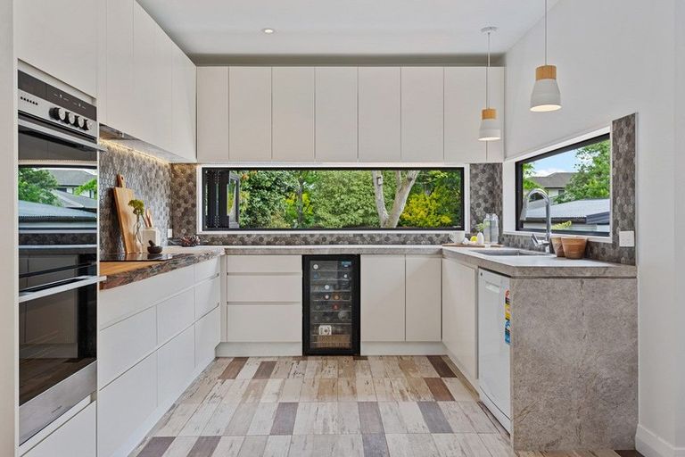 Photo of property in 27 Condell Avenue, Papanui, Christchurch, 8053