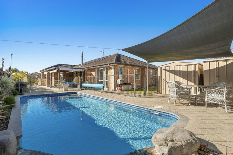 Photo of property in 120 Doncaster Drive, Papamoa Beach, Papamoa, 3118