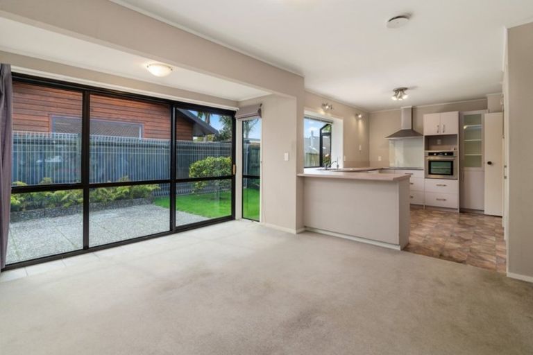 Photo of property in 5 Gwendoline Street, Glenholme, Rotorua, 3010