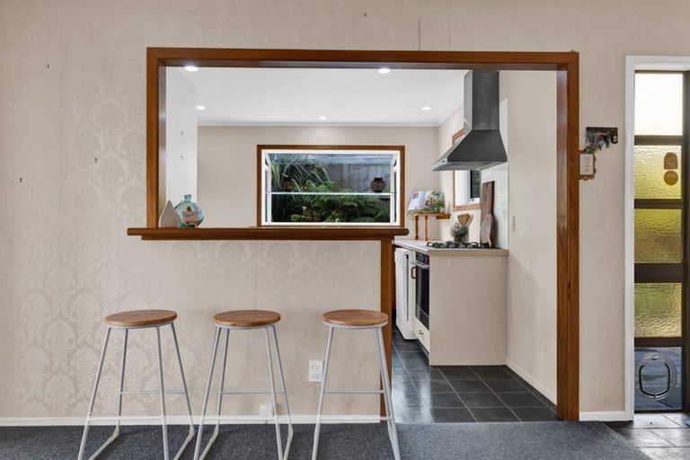 Photo of property in 102a Frankley Road, Frankleigh Park, New Plymouth, 4310