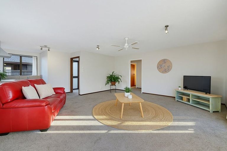 Photo of property in 1a Keldon Avenue, Rangiora, 7400