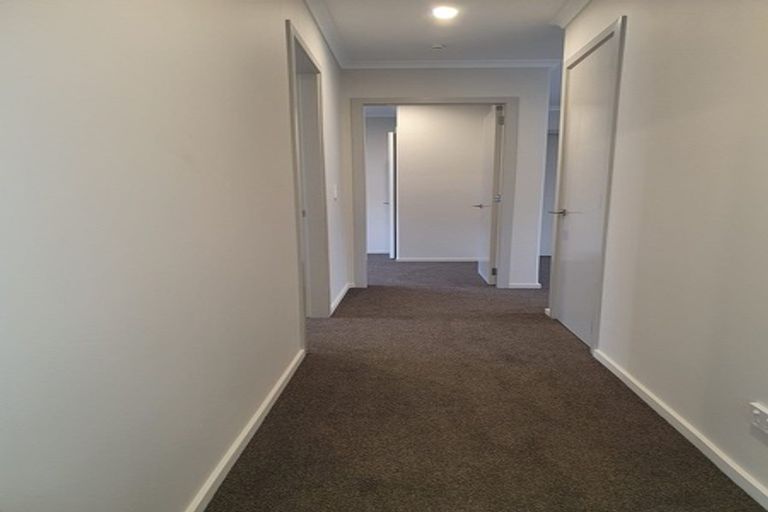 Photo of property in 43a Wainuiomata Road, Wainuiomata, Lower Hutt, 5014