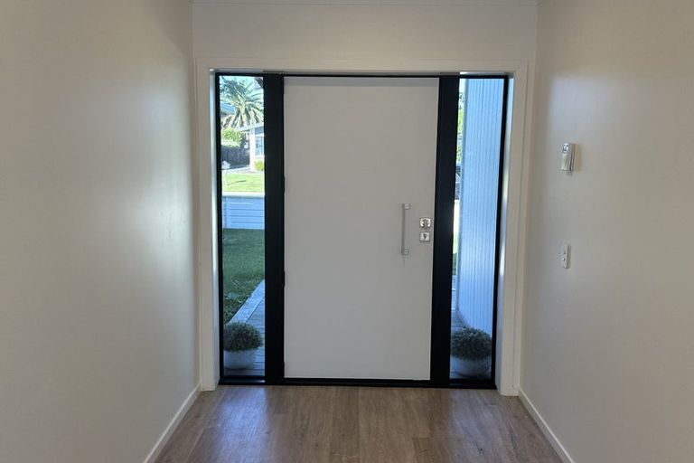 Photo of property in 12 Edwin Street, St Andrews, Hamilton, 3200