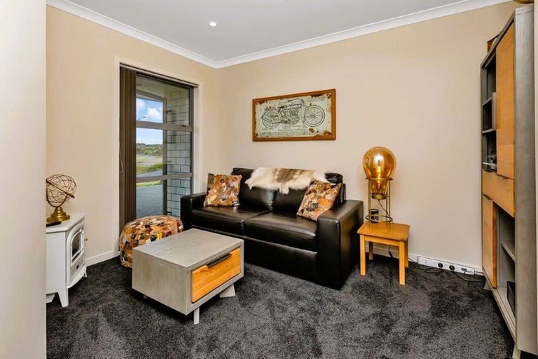 Photo of property in 44 Mariners Haven, One Tree Point, 0118