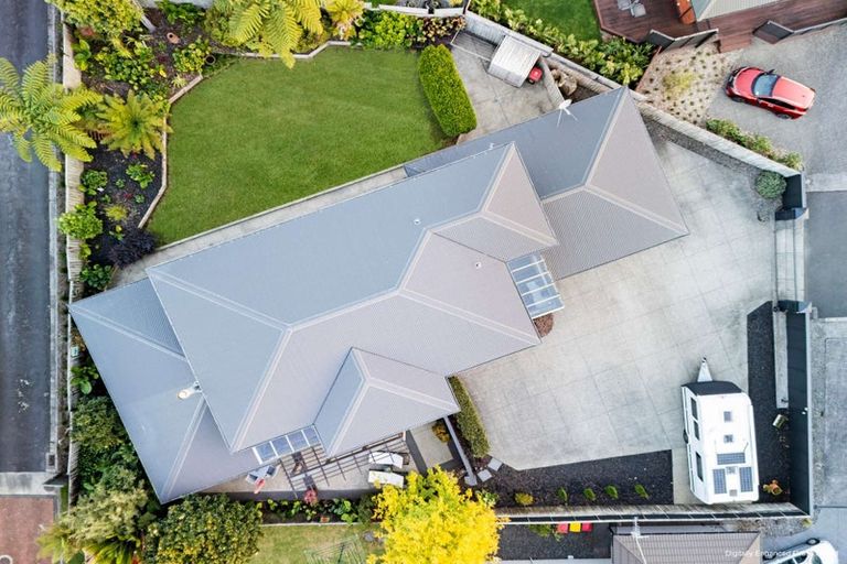 Photo of property in 176b Heta Road, Highlands Park, New Plymouth, 4312