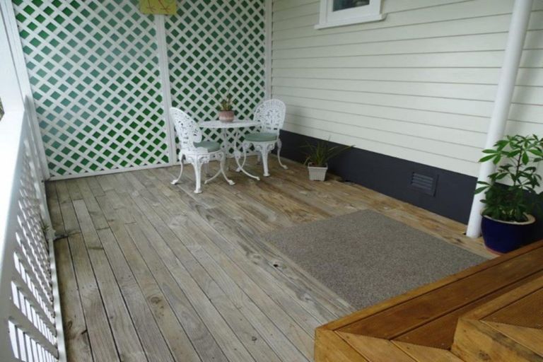 Photo of property in 6 Kinsella Place, Paeroa, 3600