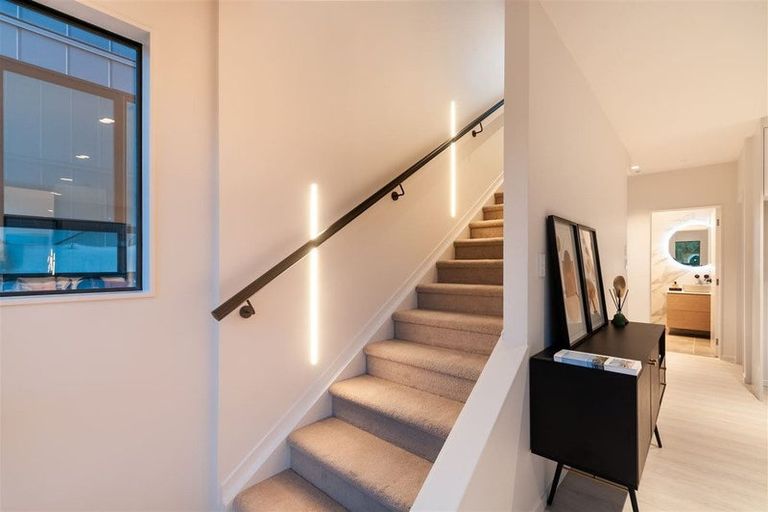 Photo of property in 14c Firth Road, Torbay, Auckland, 0630