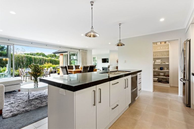 Photo of property in 58 Muriwai Road, Waimauku, 0812