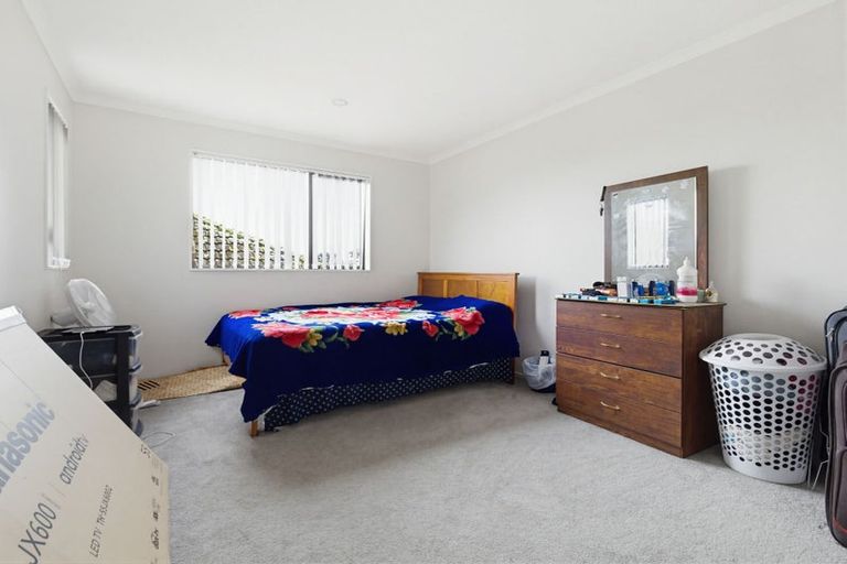 Photo of property in 56a Cambridge Terrace, Papatoetoe, Auckland, 2025