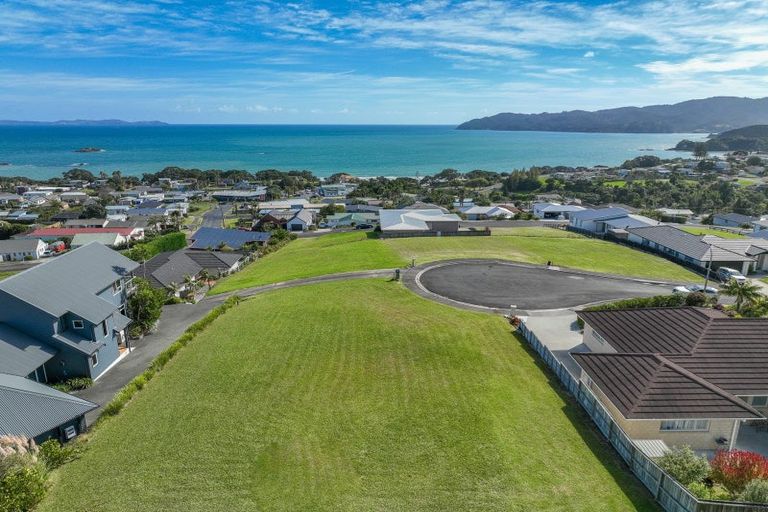 Photo of property in 33 Lori Lane, Coopers Beach, 0420