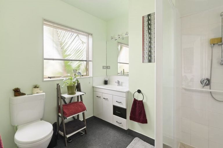 Photo of property in 19/169 Sturges Road, Henderson, Auckland, 0612