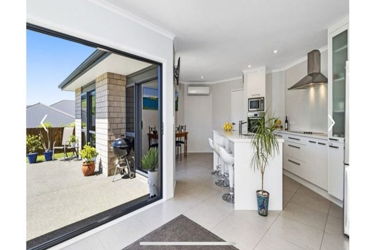 Photo of property in 1 Lochside Lane, Pokeno, 2402