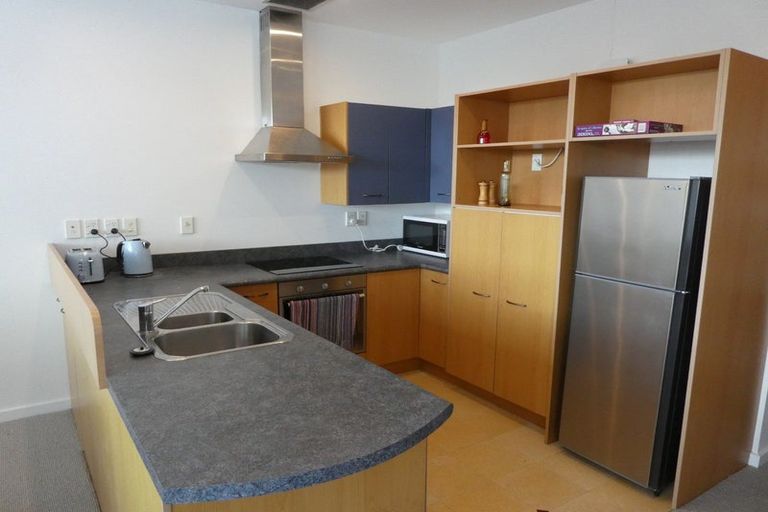 Photo of property in De Vere Apartments, 4/23 Tennyson Street, Te Aro, Wellington, 6011