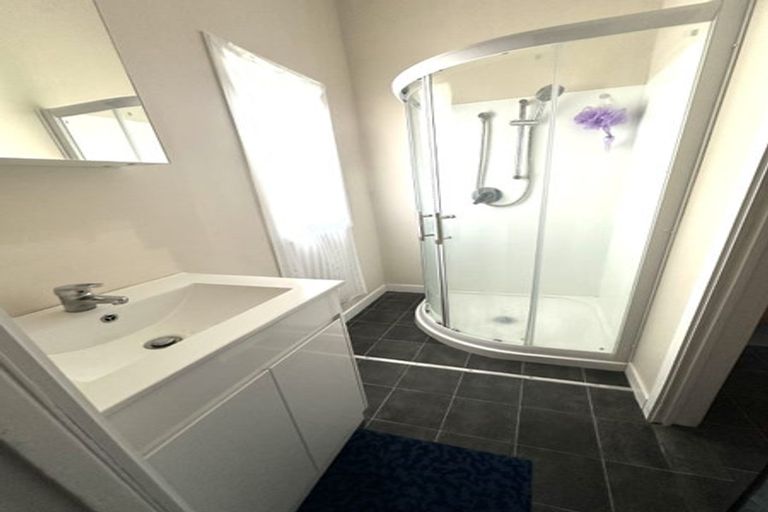 Photo of property in 160 Randwick Road, Moera, Lower Hutt, 5010