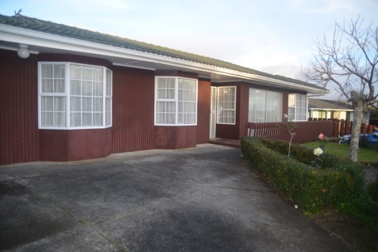 Photo of property in 40 Priestley Drive, Bucklands Beach, Auckland, 2014
