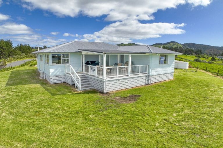 Photo of property in 4 Waihinahina Way, Mahia, 4198