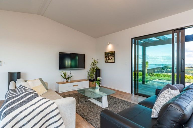 Photo of property in 4 Te Wairoa Lane, Tinopai, Matakohe, 0593