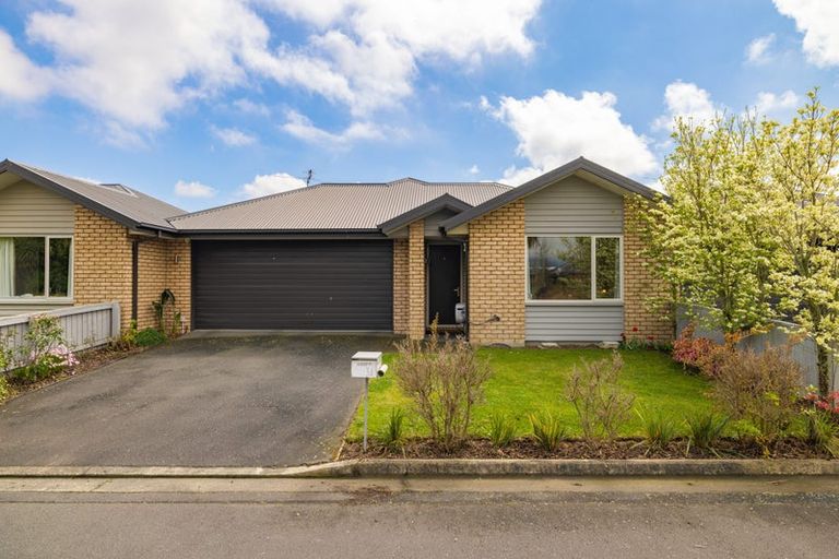 Photo of property in 3a Annies Lane, Aidanfield, Christchurch, 8025