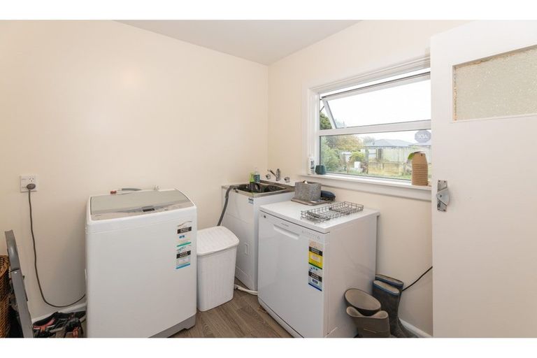 Photo of property in 127 Marlow Road, Aranui, Christchurch, 8061