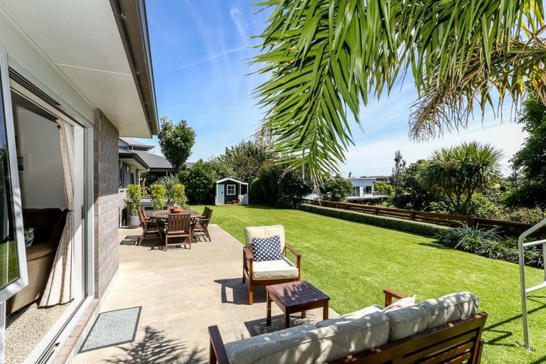 Photo of property in 67 Karamea Street, Whalers Gate, New Plymouth, 4310
