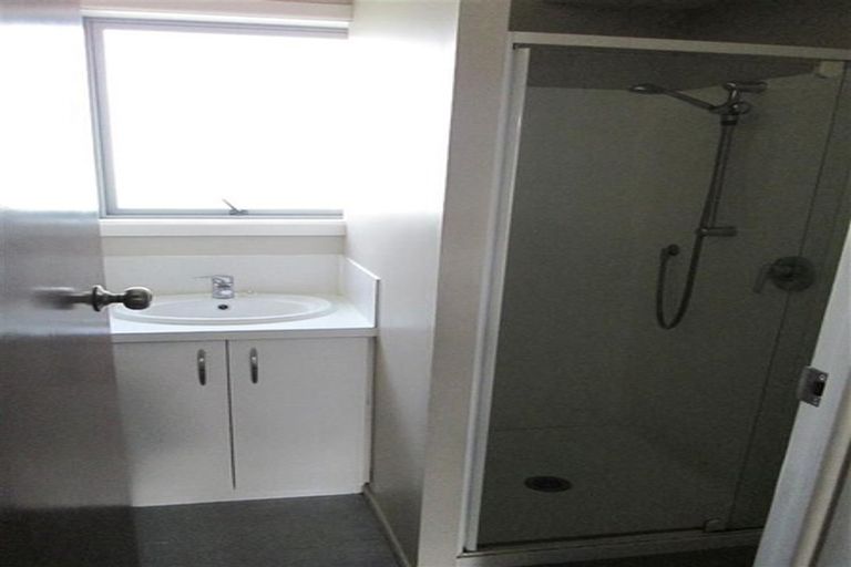 Photo of property in 6/7 Newnham Terrace, Upper Riccarton, Christchurch, 8041