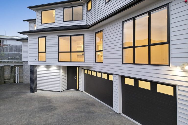Photo of property in 55 Platinum Rise, Ranui, Auckland, 0612