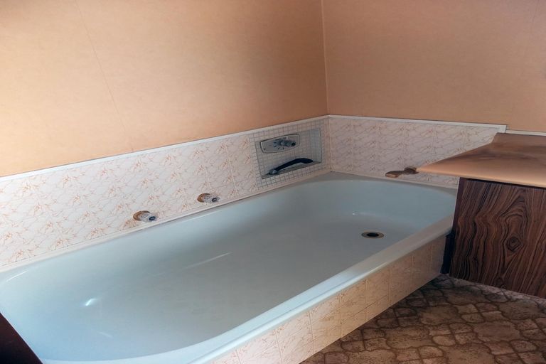 Photo of property in 5 Girvan Street, Oamaru North, Oamaru, 9400