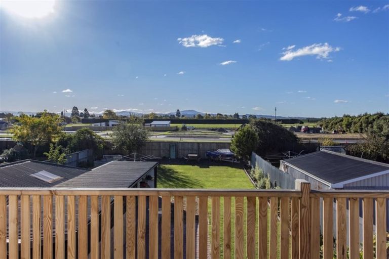 Photo of property in 122 Kippenberger Avenue, Rangiora, 7400