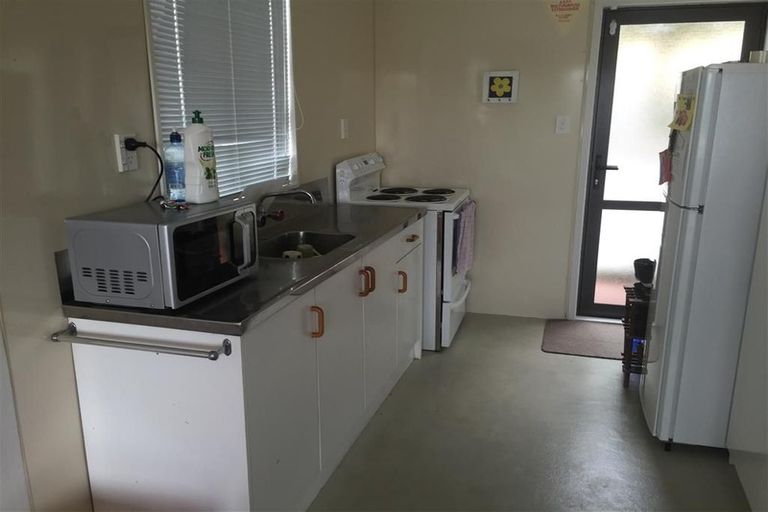 Photo of property in 20b Foster Crescent, Snells Beach, 0920