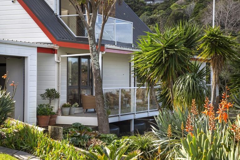 Photo of property in 47 Grand View Road, Leigh, 0985