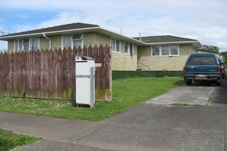 Photo of property in 4 Chingford Close, Mangere, Auckland, 2022