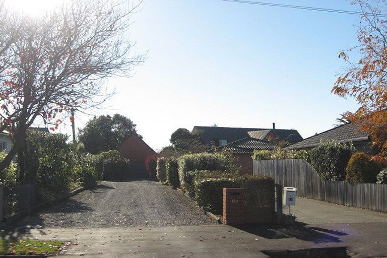 Photo of property in 9b Kaputone Place, Belfast, Christchurch, 8051