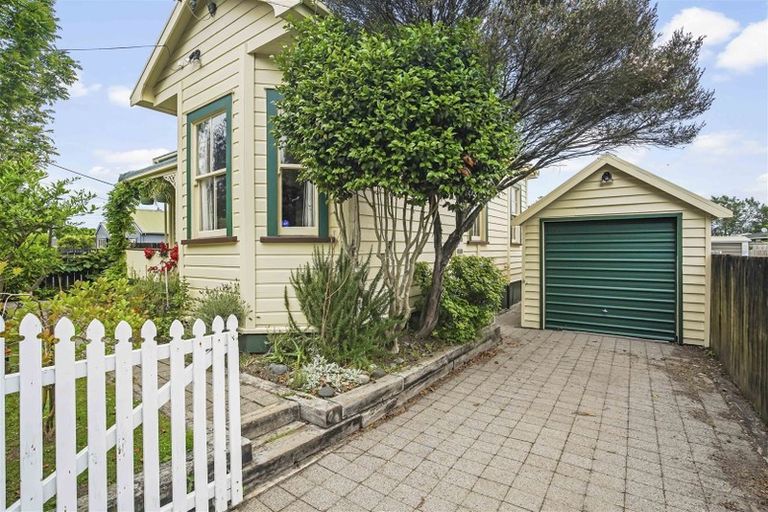 Photo of property in 10 Claude Street, Fairfield, Hamilton, 3214