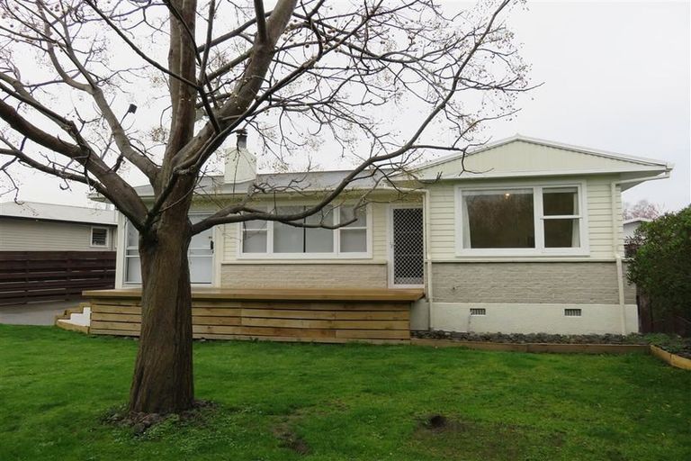 Photo of property in 8 Lipscombe Crescent, Havelock North, 4130