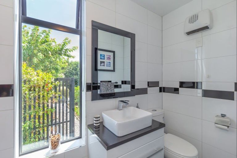 Photo of property in 21 Grefor Lane, Waitarere, Levin, 5574