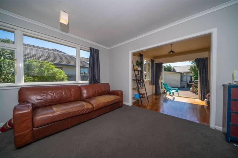 Photo of property in 69 Winters Road, Redwood, Christchurch, 8051