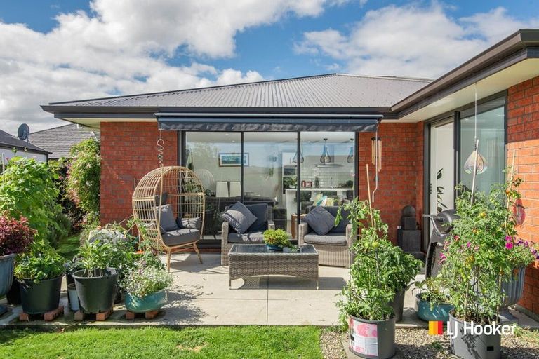 Photo of property in 1 Carrick Place, Mosgiel, 9024