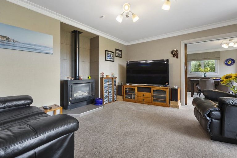 Photo of property in 60 Cutfield Street, Inglewood, 4330