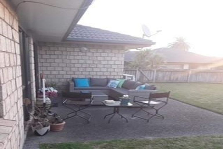 Photo of property in 19 Palm Springs Boulevard, Papamoa Beach, Papamoa, 3118