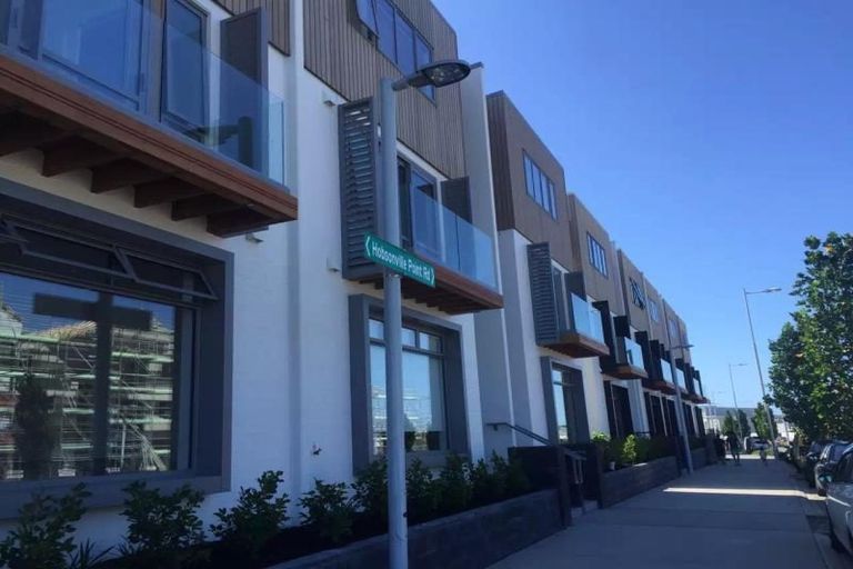 Photo of property in 104 Hobsonville Point Road, Hobsonville, Auckland, 0616