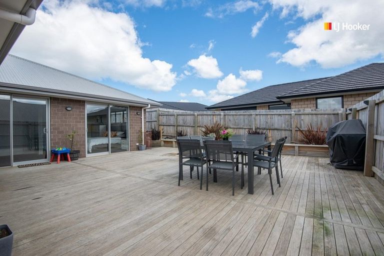 Photo of property in 82 Severn Street, Green Island, Dunedin, 9018