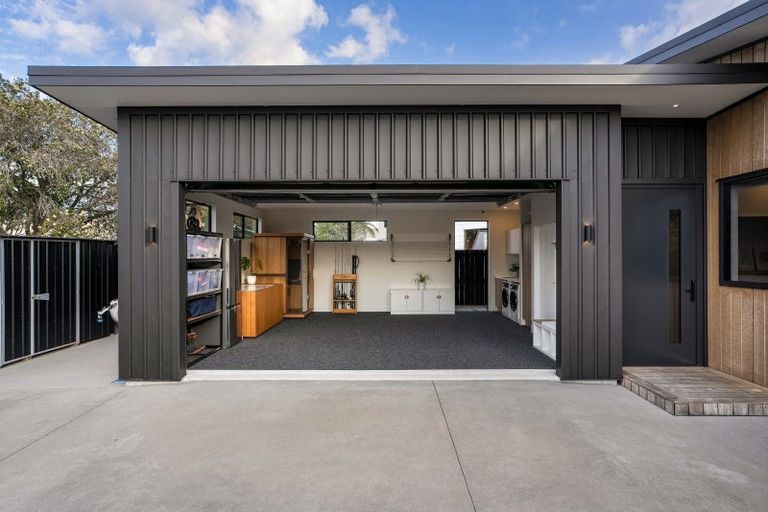 Photo of property in 107 Wattle Place, Whangamata, 3620